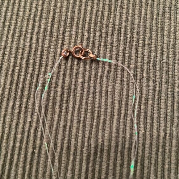 Two handmade vintage necklaces and a pair of earring the beads are made of paper - Picture 5 of 9